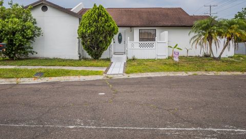 5412 Marlwood Ct