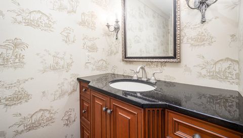 1820 Hunting Ridge Rd