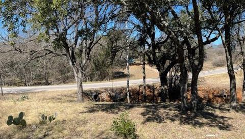 809 Sunrise LN
