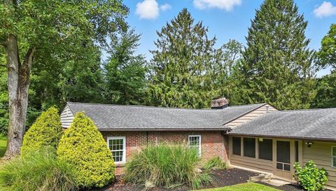 2200 Yellow Creek Rd