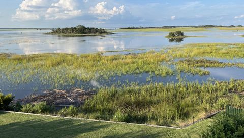 14 Waterway Island Dr