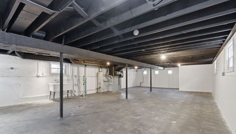 6022 W 64th Street