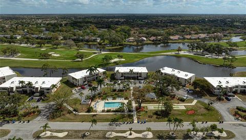 7128 W COUNTRY CLUB DRIVE N