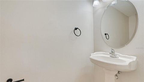 1470 LAKE BALDWIN LANE