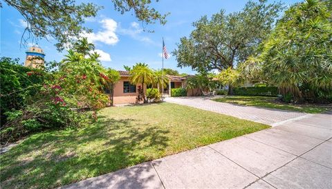 2015 Country Club Prado