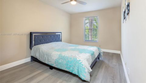 6364 La Costa Dr