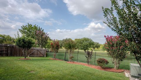 6906 Cedar Breeze