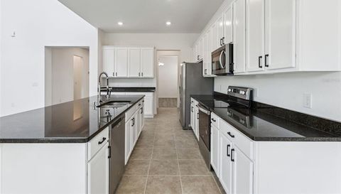 10037 AUSTRINA OAK