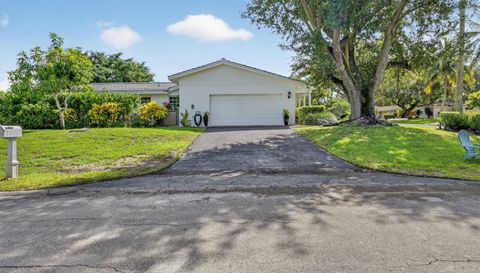 7521 SW 165th Terrace