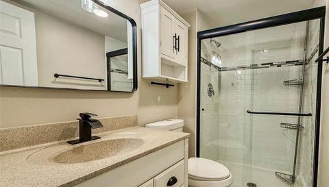 13453 Coliseum Drive