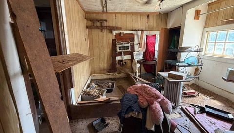 111 W Mimosa Dr