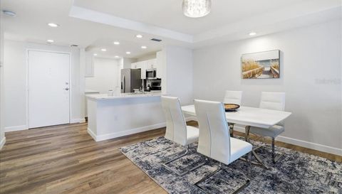 7300 SUN ISLAND DRIVE S