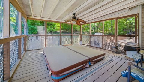 2403 Bluff Creek Overlook