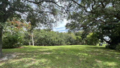 18200 49th Terrace N