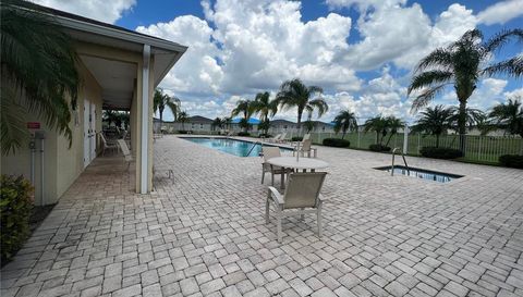 1392 Stone Ridge