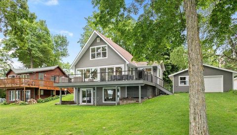 1725 White Cloud Drive N