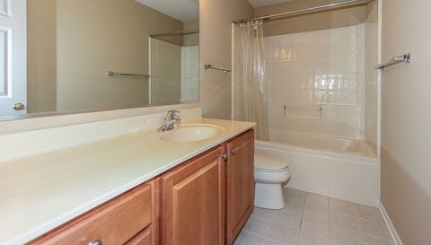 449 Bay Tree Cir