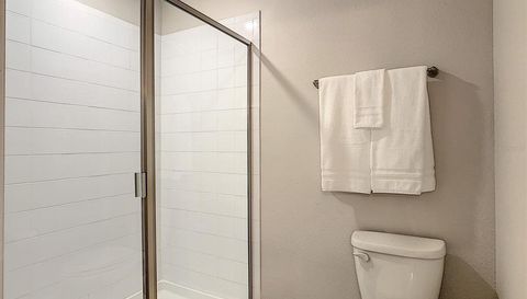 1491 ROLLING FAIRWAY DRIVE