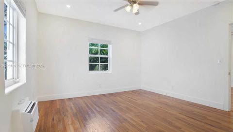 1241 13th St