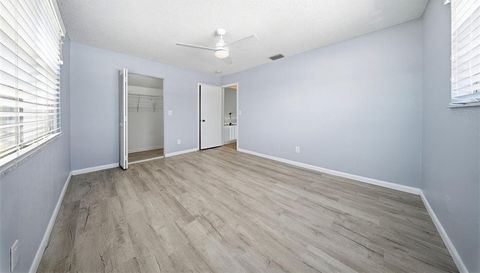 2617 BARKSDALE COURT