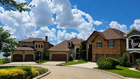 12367 Pebble View Dr
