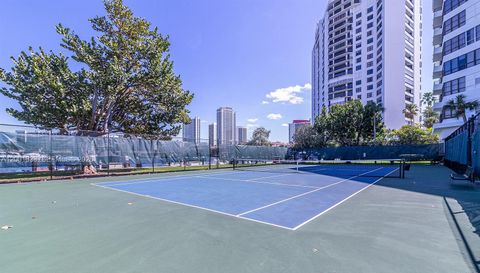 500 Three Islands Blvd