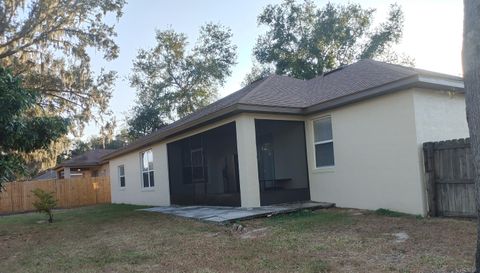 5398 Oxford Manor Cir