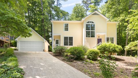 103 Bristol Dr