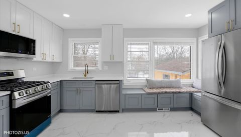 2N356 Prairie Avenue