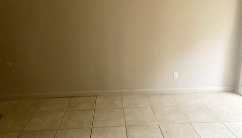 5918 Sutcliff Square