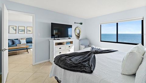 7520 RIDGEWOOD AVENUE