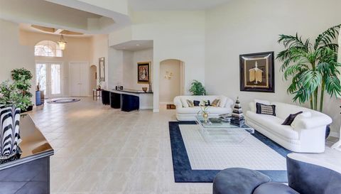 6526 Somerset Circle