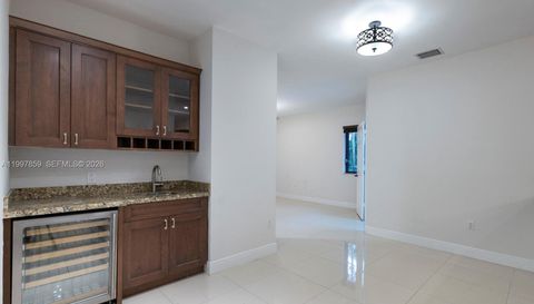 324 Sw 30th Rd