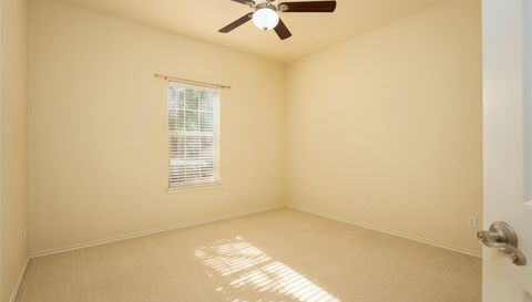 190 Shady Bluff DR
