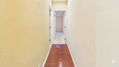 1412 W Diversey Parkway