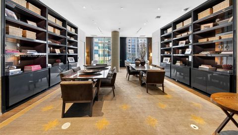 2711 N Ocean Dr
