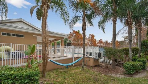 829 CALLISTA CAY LOOP