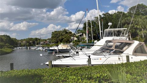 1680 BROOKHOUSE CIRCLE