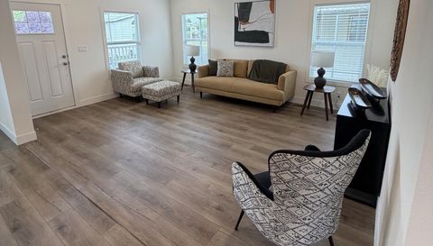 164 Village Cir