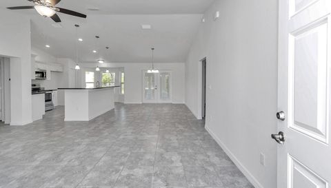 19416 SW 98th Place Rd