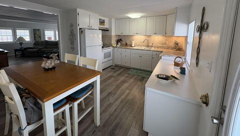 408 49th A Ave E Bradenton FL 34203