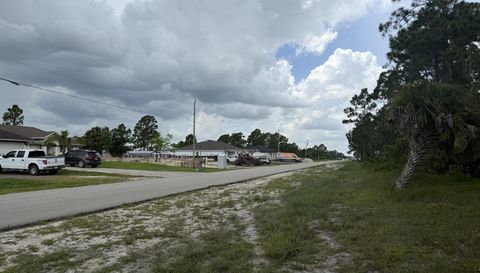 1077 Jaguar Blvd Lehigh Acres