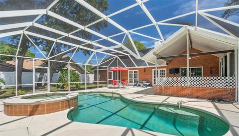 27 WINDING CREEK WAY