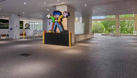 330 Sunny Isles Blvd