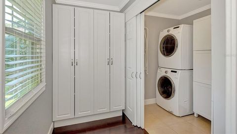 1894 LOMA LINDA STREET