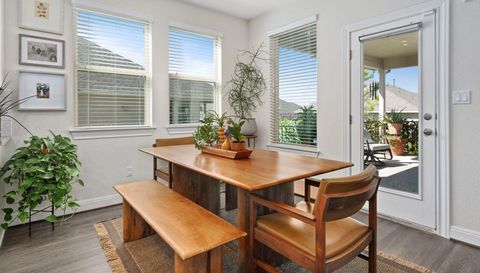 220 Birkshire DR