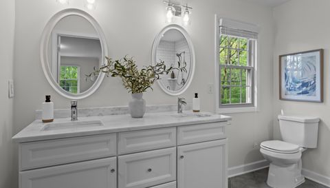 314 Lamplighter Ln SE