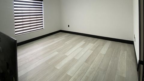 2398 Sweetwater Blvd