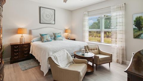 10025 Lake Wales CIRCLE