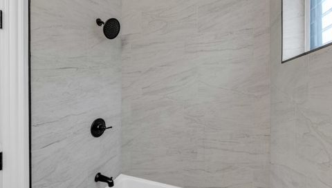 2343 Ridgeland Avenue